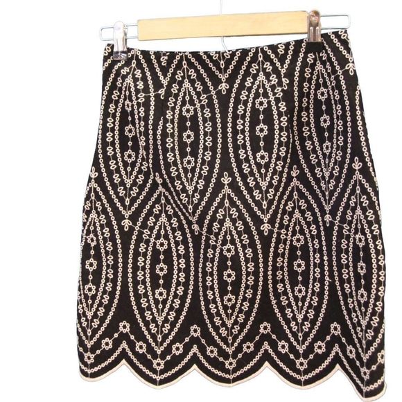 NWT LOFT black and white scalloped high waist skirt - Picture 6 of 8